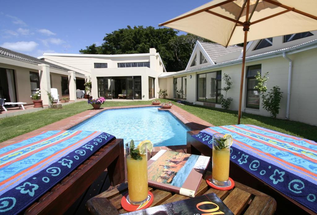Sheilan House Hotel Port Alfred Exterior photo